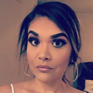 Meet your Posher, Kasandra